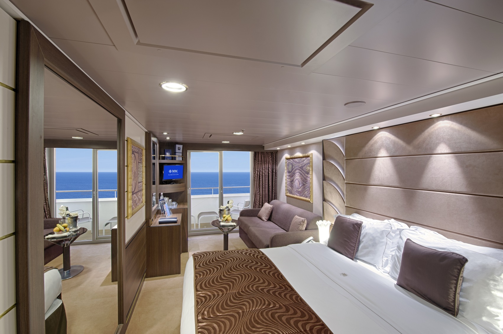yacht and beach club deluxe room